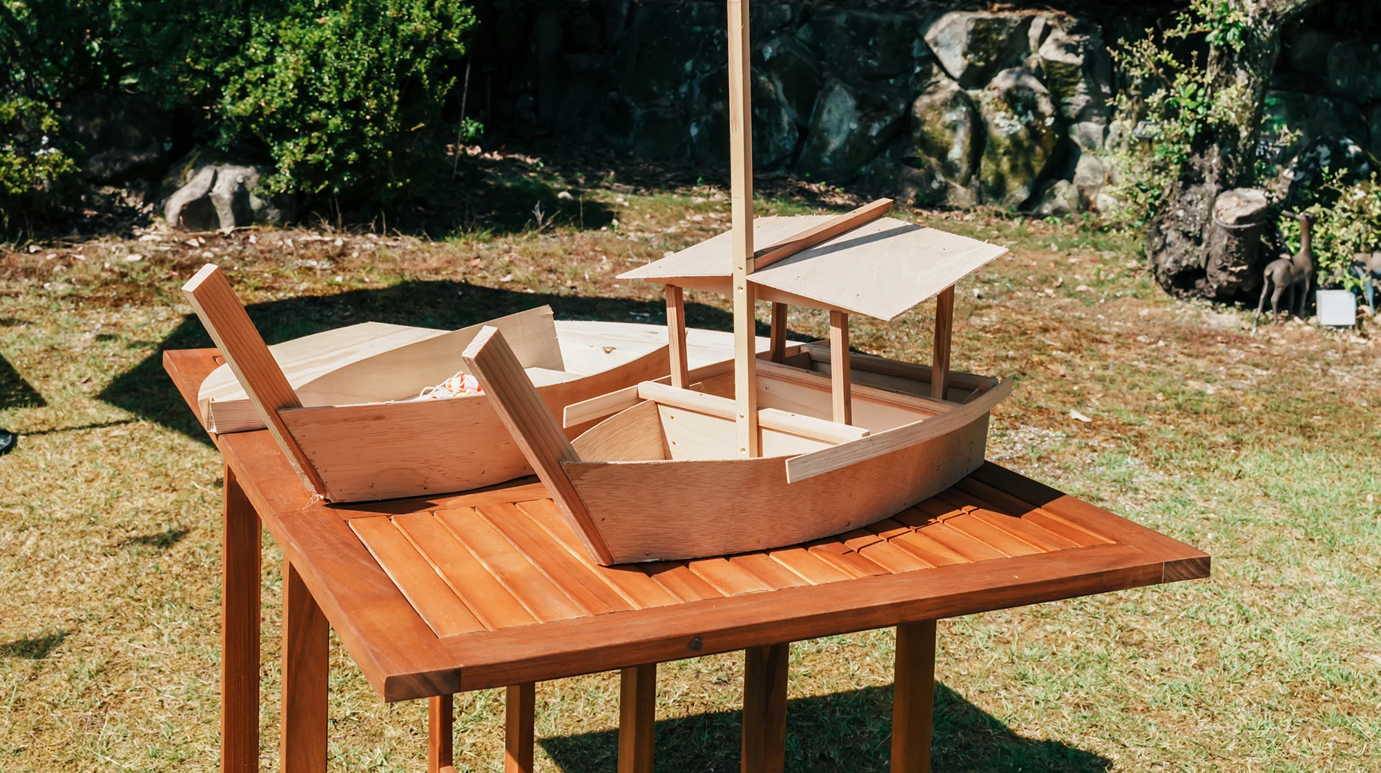 制作途中の「たのも船」