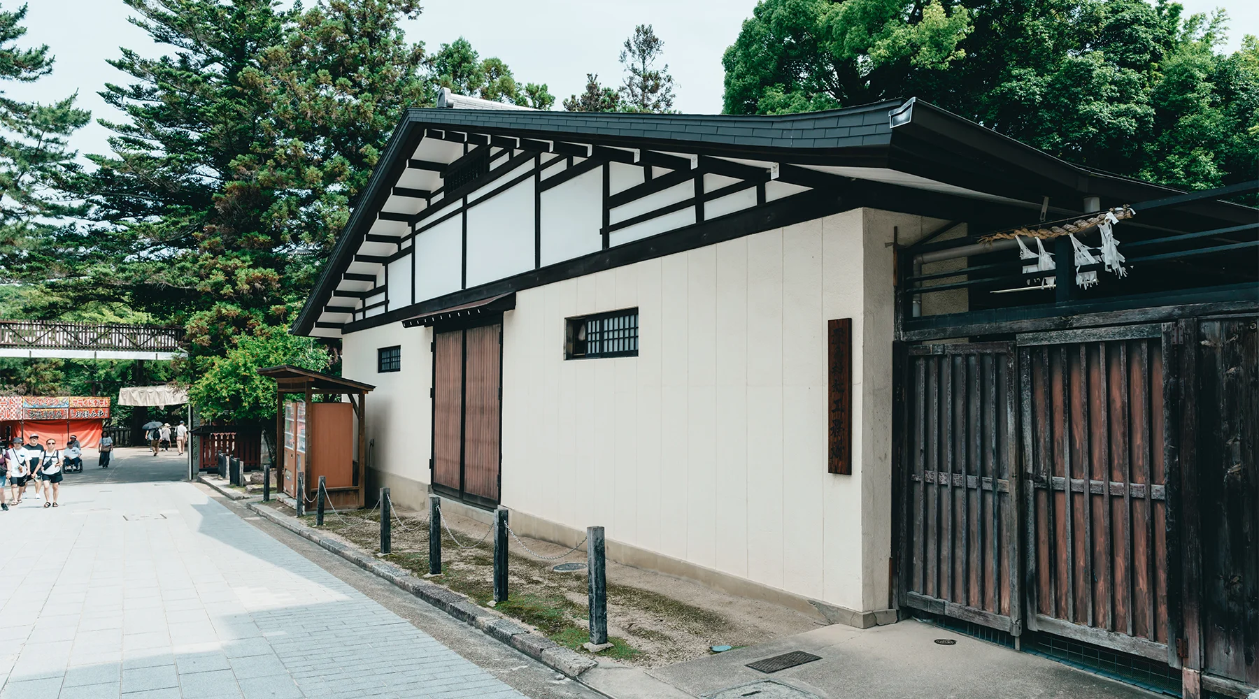 大きな工事をはじめ、神具の製作・修理なども手掛ける。