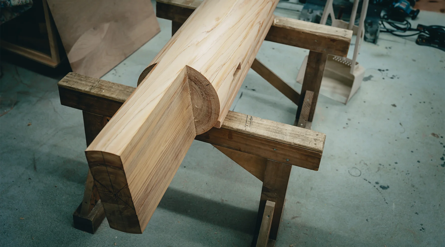 大きな工事をはじめ、神具の製作・修理なども手掛ける。