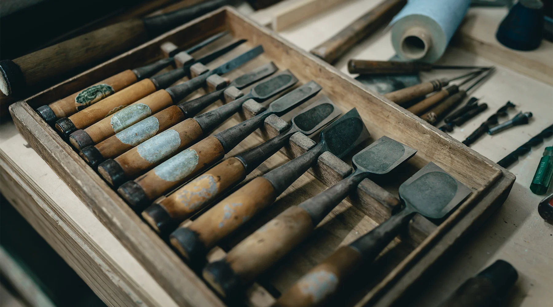 大きな工事をはじめ、神具の製作・修理なども手掛ける。